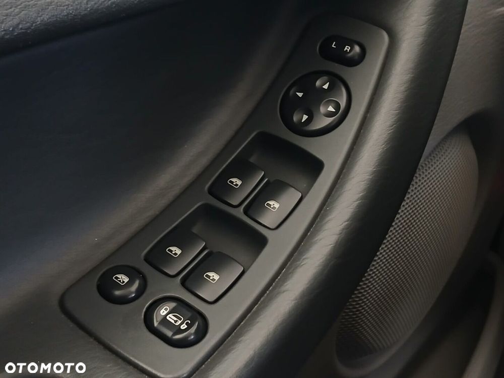 Chrysler Pacifica - 26