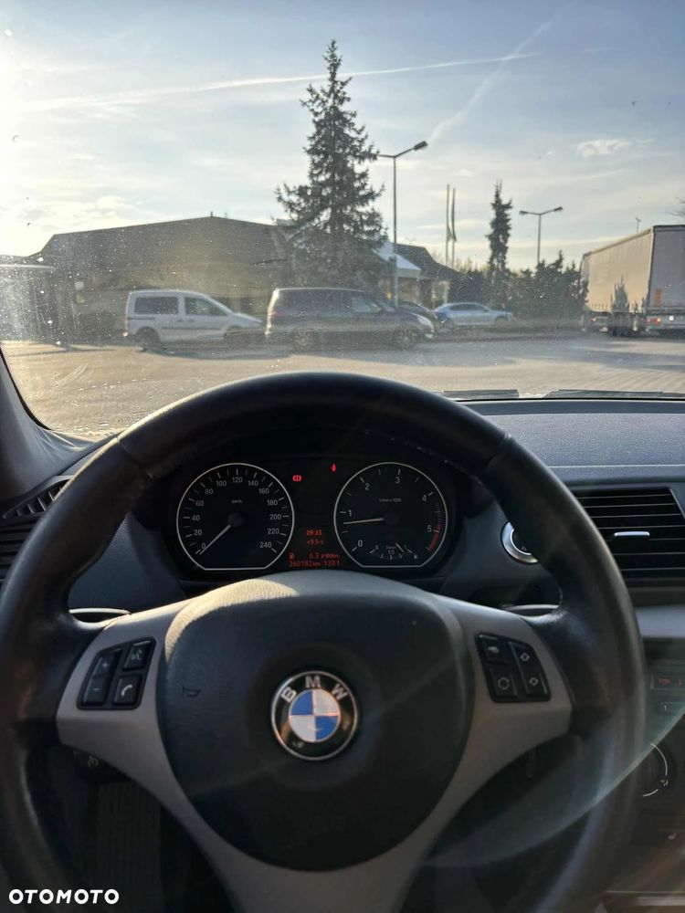 BMW Seria 1 - 10
