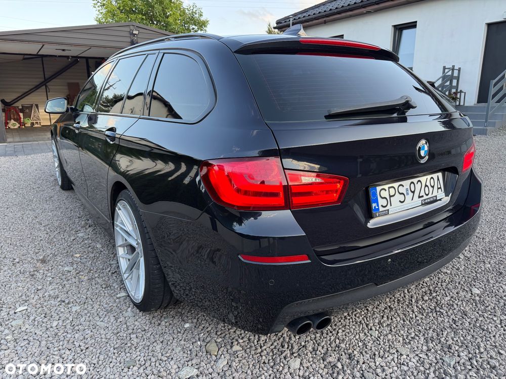 BMW Seria 5 525d xDrive - 21