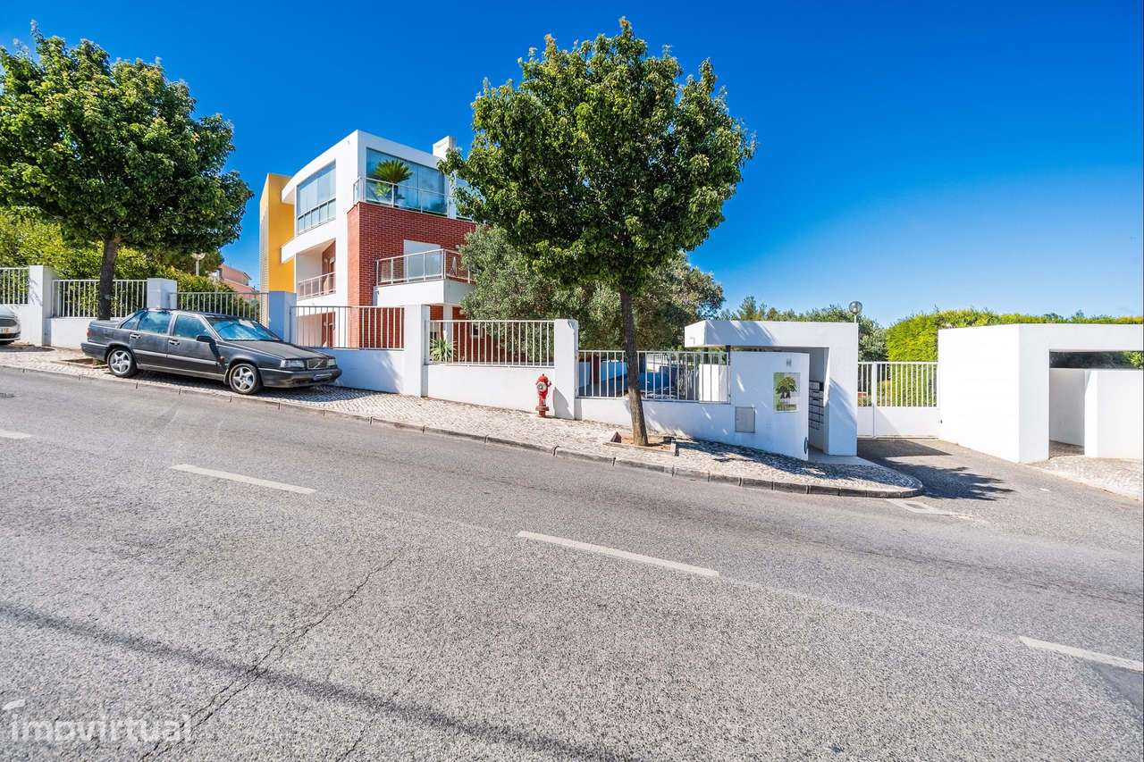 T1 com Potencial T2 (98m²) | Condomínio Privado com Piscina | Alcabide - Grande imagem: 3/19