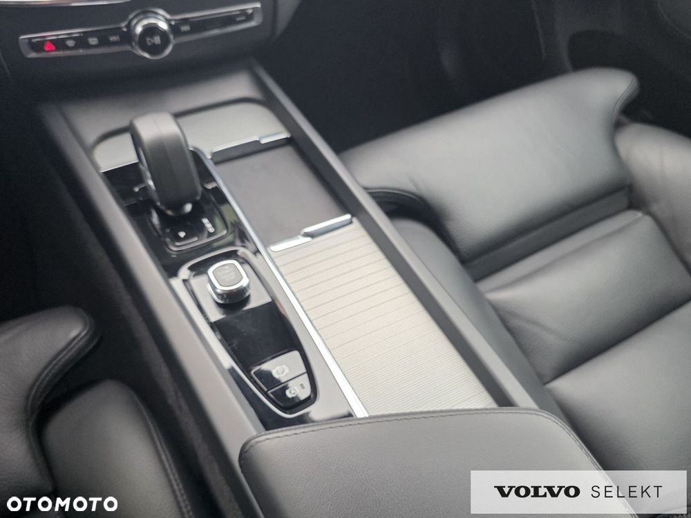 Volvo XC 60 - 29