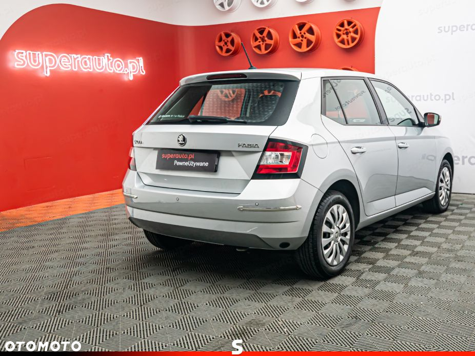 Skoda Fabia - 6