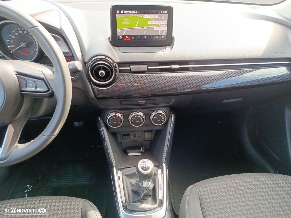 Mazda 2 1.5 Sky-G Advance Navi - 11
