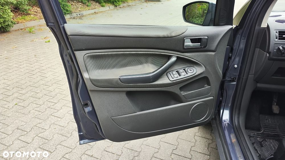 Ford Kuga 2.0 TDCi Titanium - 20