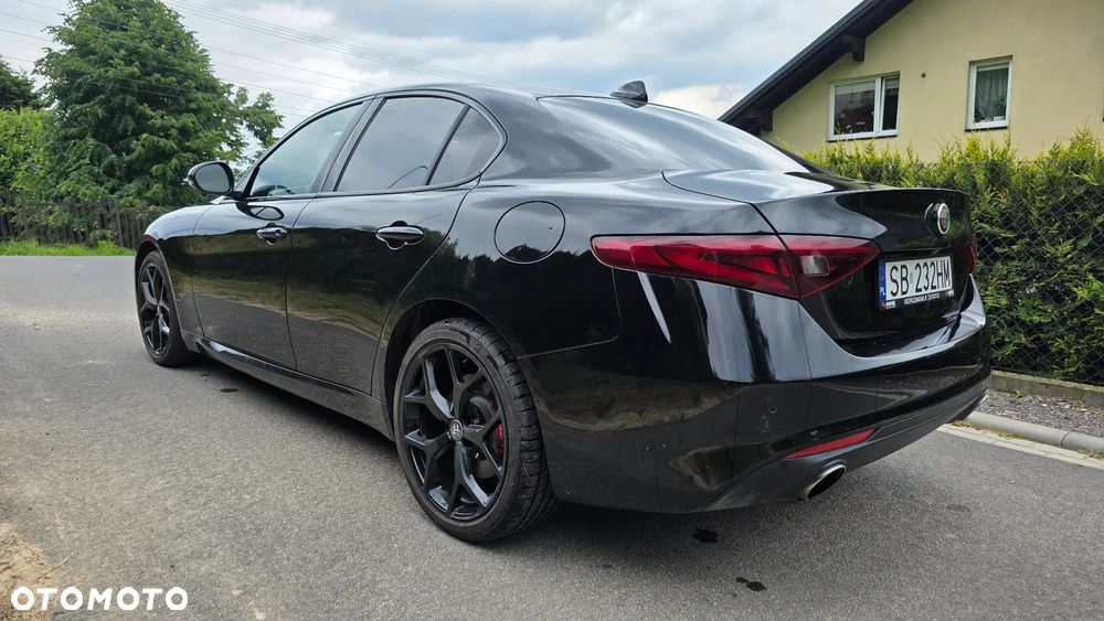 Alfa Romeo Giulia 2.0 Turbo TI Q4 - 3