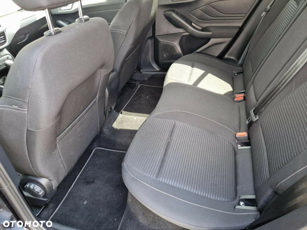 Ford Focus 1.0 EcoBoost mHEV Titanium X - 23
