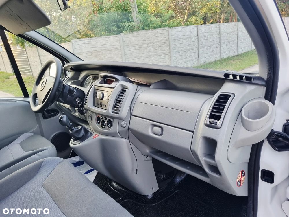 Opel Vivaro - 29