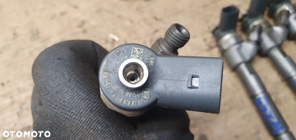 Wtrysk wtryskiwacz wtryskiwacze wtryski paliwa Mercedes B-Klasa W245 2.0 CDI A6400700787 - 8