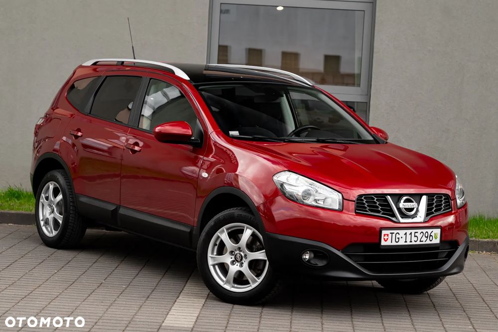 Nissan Qashqai+2 2.0 4x4 Tekna Premium - 2
