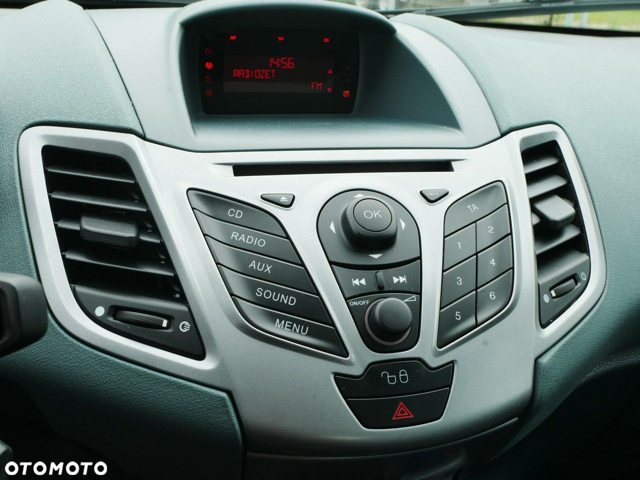 Ford Fiesta 1.25 Ambiente - 18