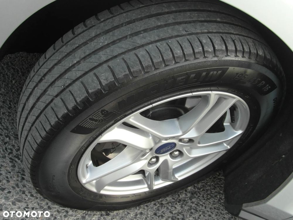 Ford Focus 1.5 EcoBlue Start-Stopp-System COOL&CONNECT - 35