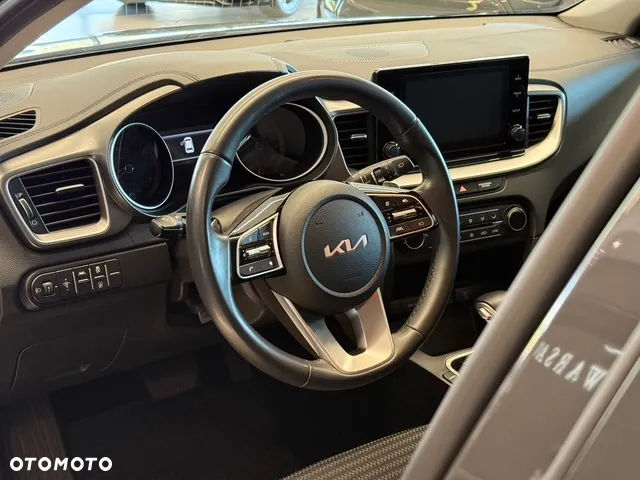 Kia Ceed 1.5 T-GDI M DCT - 15
