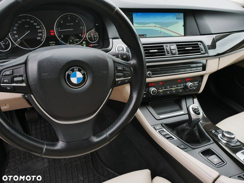 BMW Seria 5 520d Luxury Line - 18