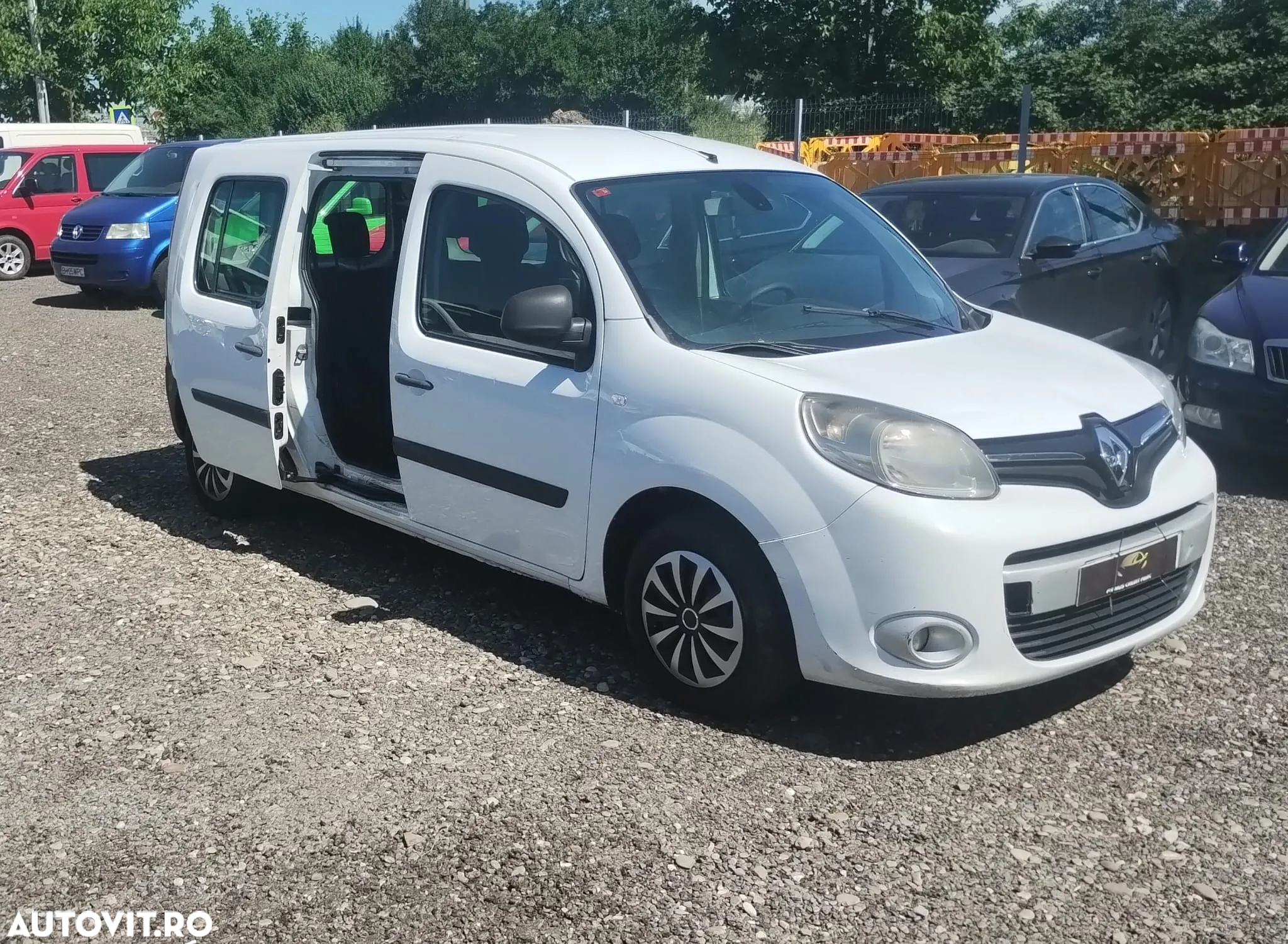 Renault Kangoo ENERGY dCi 110 FAP Start & Stop Grand - 4