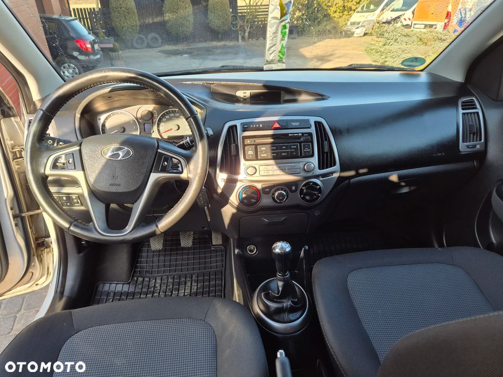 Hyundai i20 - 9