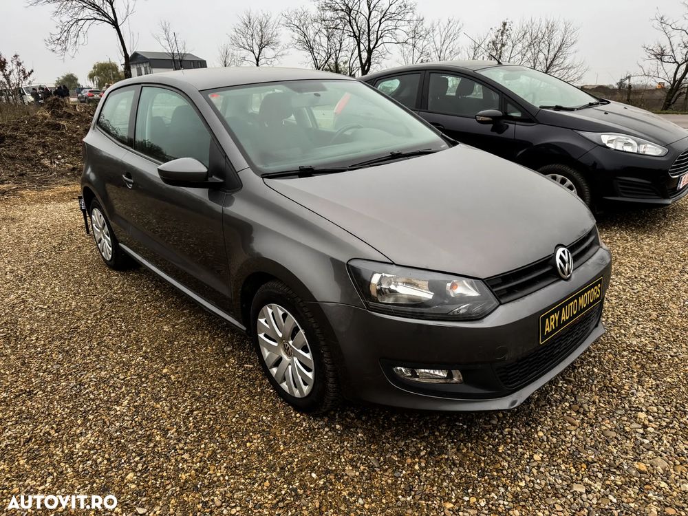 Volkswagen Polo - 2