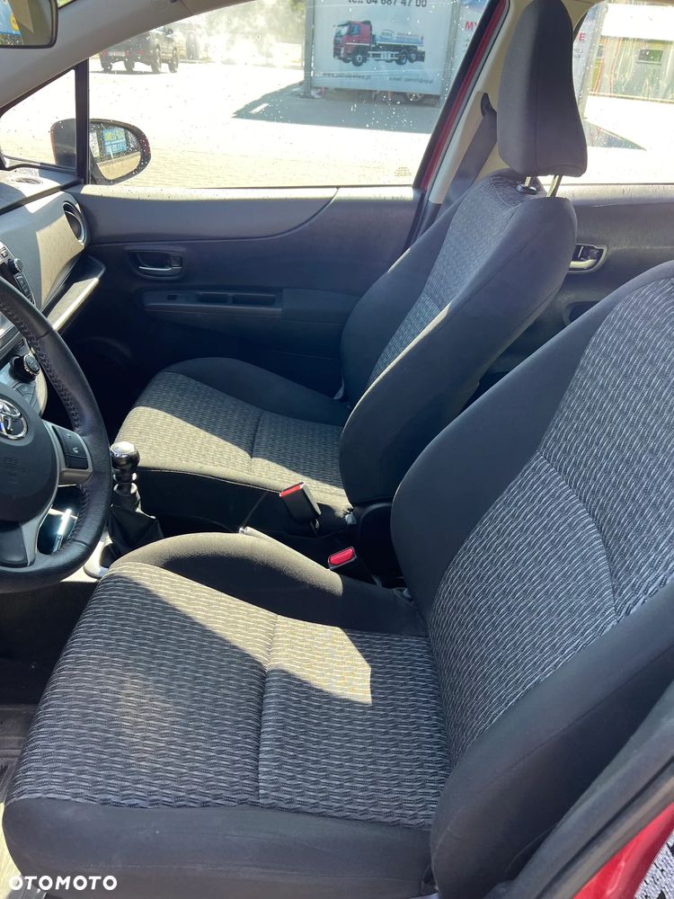 Toyota Yaris 1.33 Premium - 11