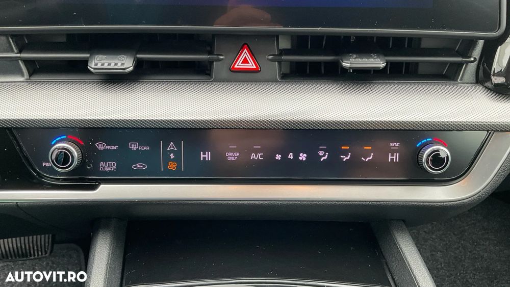 Kia Sportage 1.6 T-GDI PHEV 6AT 4x4 Style - 35