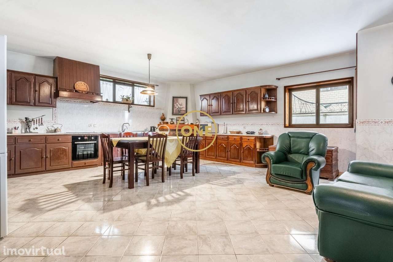 Moradia BiFamiliar T3 + T2 Santo Tirso - Grande imagem: 2/38