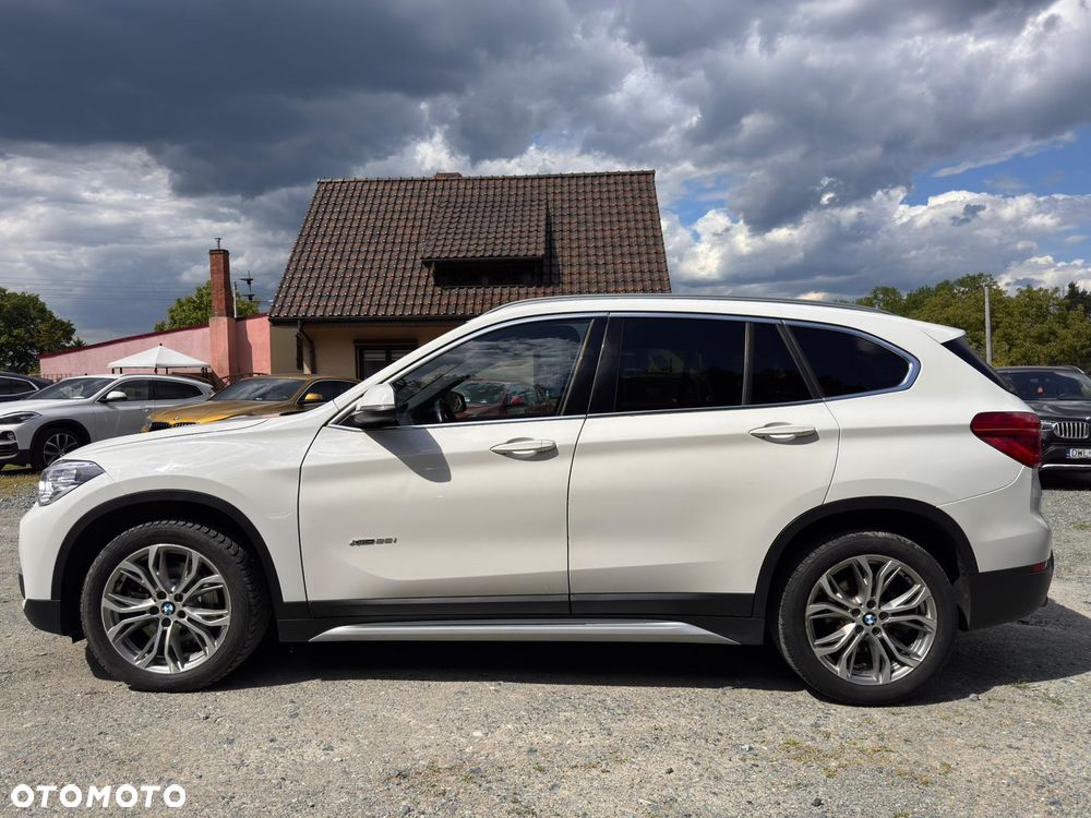 BMW X1 xDrive25i GPF xLine - 23