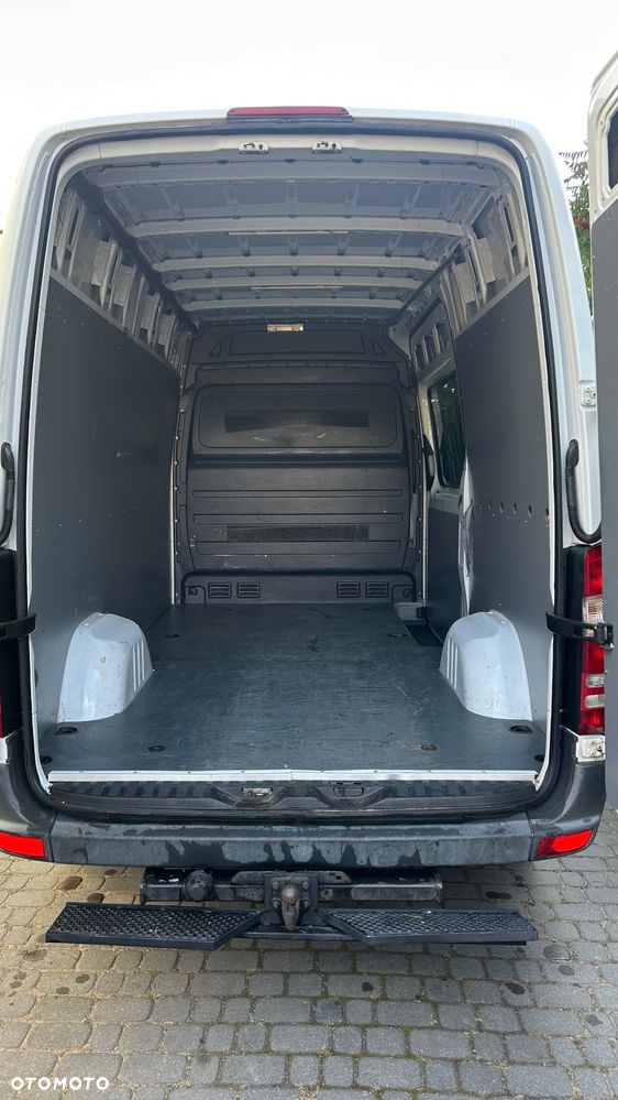 Mercedes-Benz Sprinter - 6