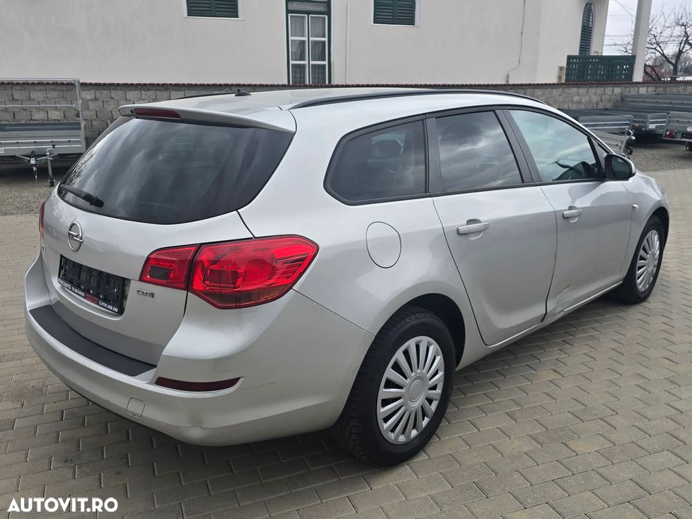 Opel Astra 1.7 CDTI DPF 150 Jahre - 3