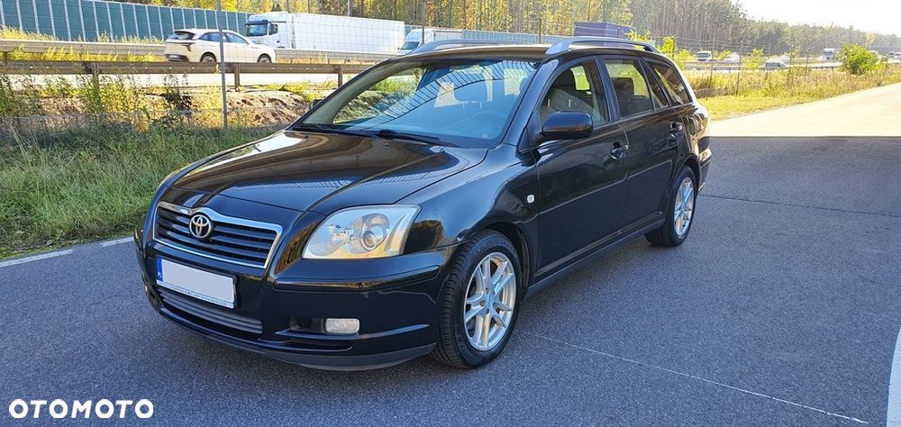 Toyota Avensis 2005 photo 2