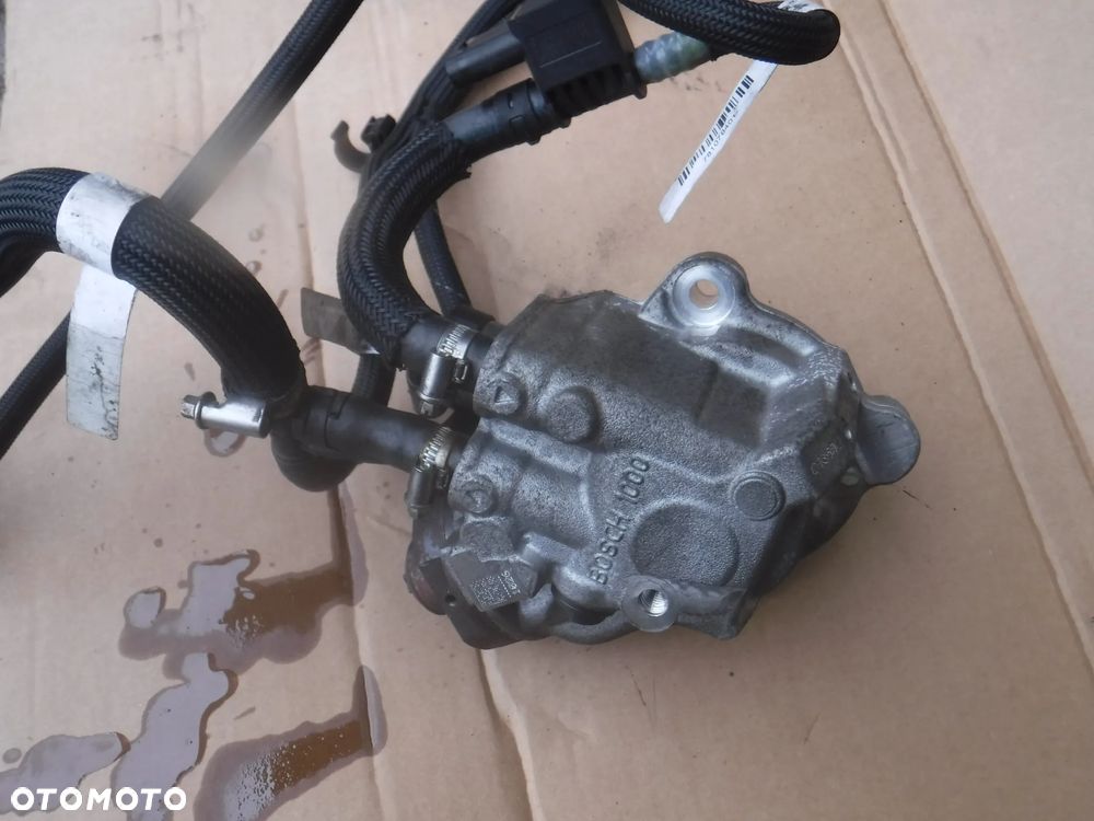 Bmw F10 F11 F20 F25 F30 F36  X3 pompa wtryskowa N47 2.0d N47D20C 0445010517 7810696 - 1