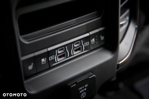 RAM 1500 5.7 Crew Cab Limited - 16