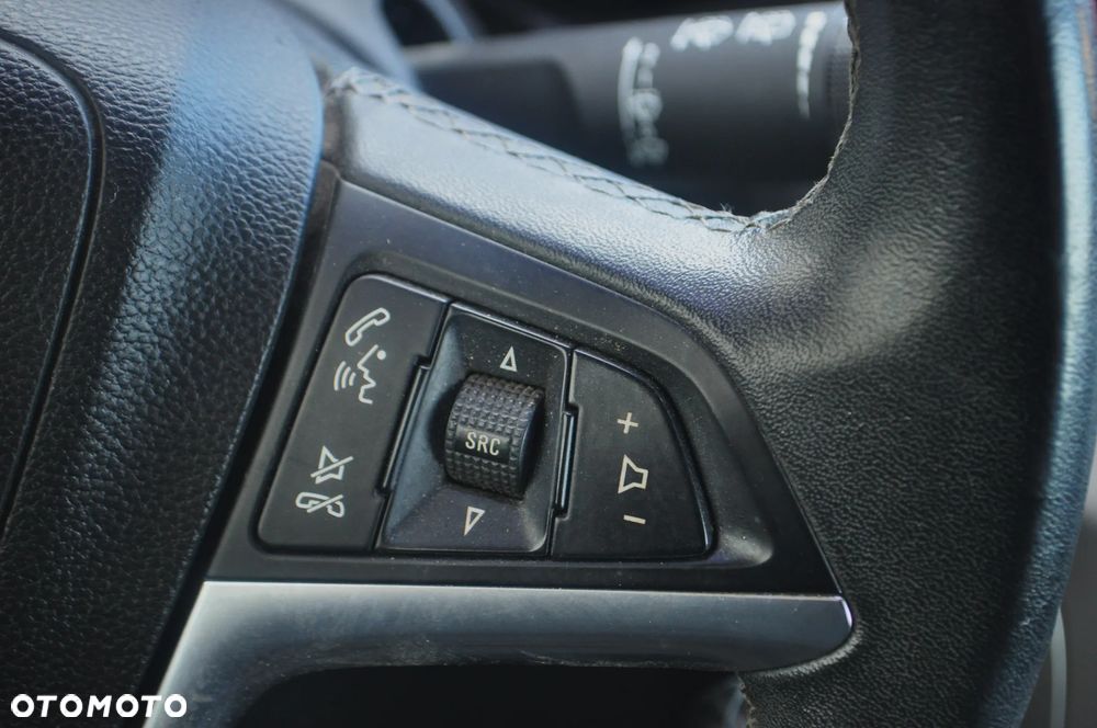 Opel Astra 1.4 Turbo - 15