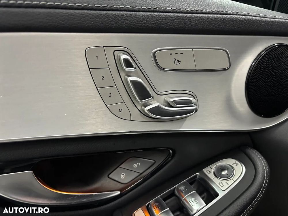 Mercedes-Benz GLC 300 e 4MATIC - 12