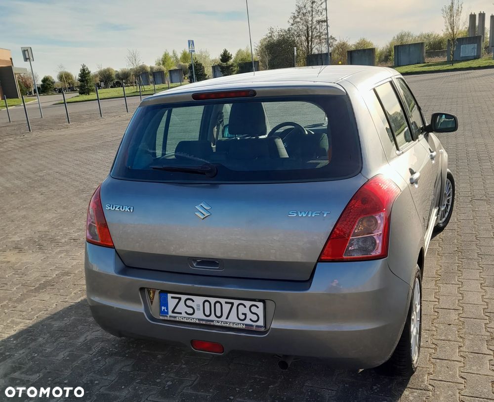 Suzuki Swift 1.3 GS / Premium - 9