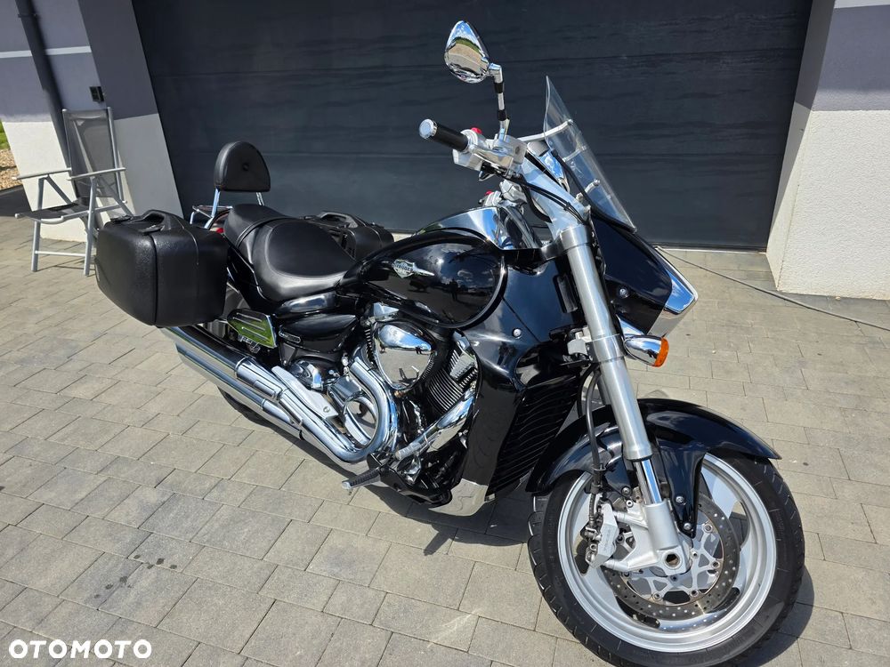 Suzuki Intruder - 2