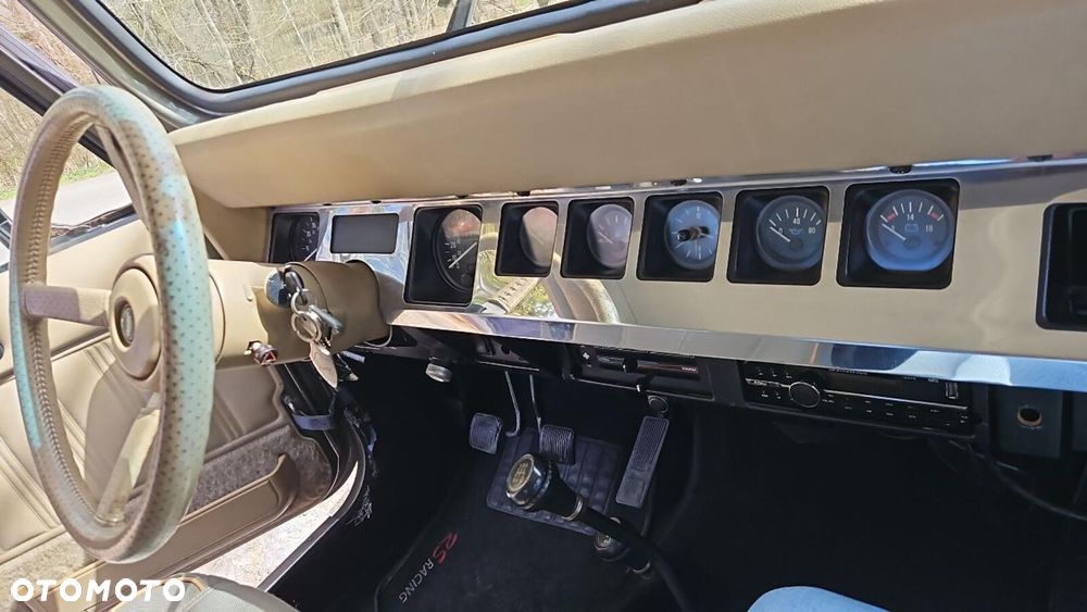 Jeep Wrangler - 13