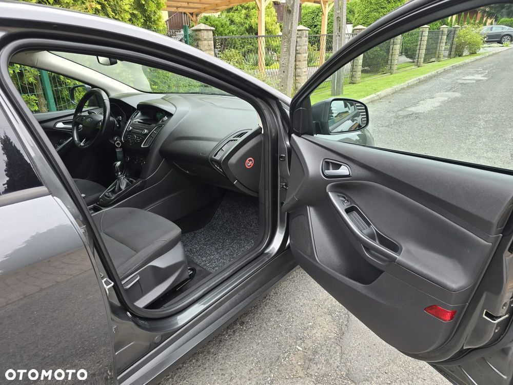 Ford Focus 1.0 EcoBoost Edition Start - 28