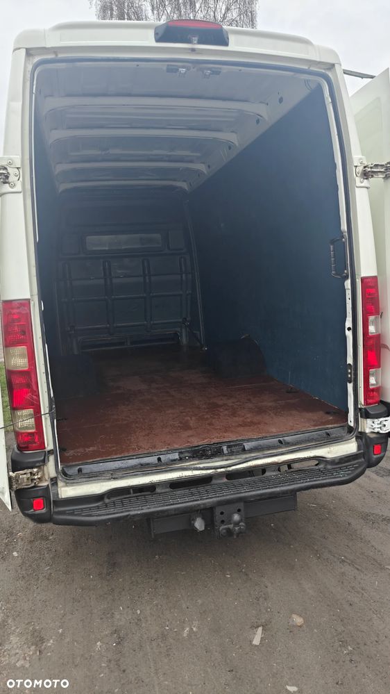 Iveco Daily  35C13 MAXI brygadówka 7 osób BLIŹNIAK KLIMA TEMPOMAT HAK - 9