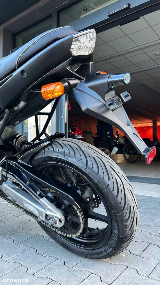 Kawasaki Versys 650 - 9