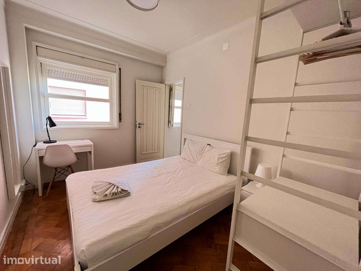 Quarto - localizado em Cedofeita Porto - Grande imagem: 3/31