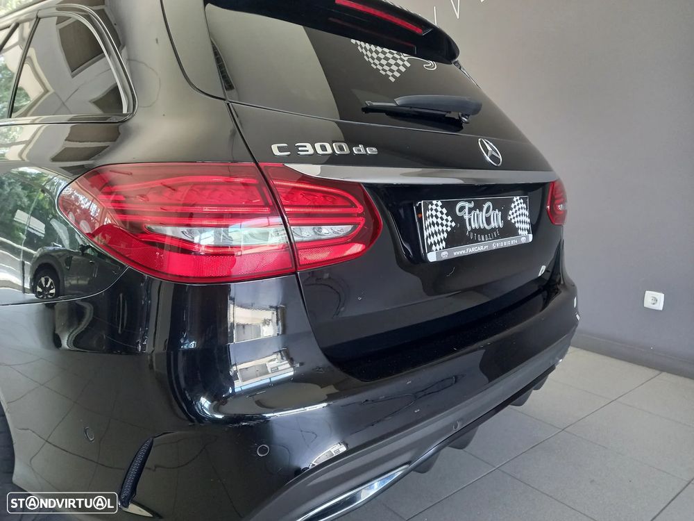 Mercedes-Benz C 300 BlueTEC Hybrid AMG Line - 5