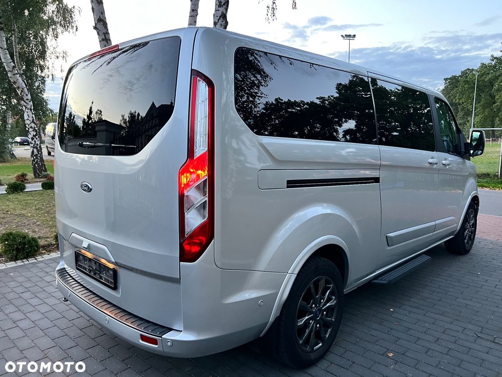 Ford Tourneo Custom 320 L2H1 VA Autm Titanium X - 9