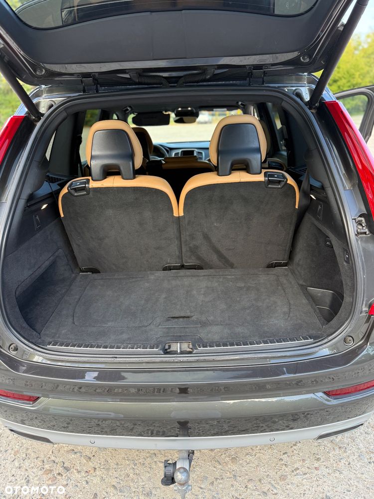 Volvo XC 90 B5 D AWD Momentum Pro 7os - 17