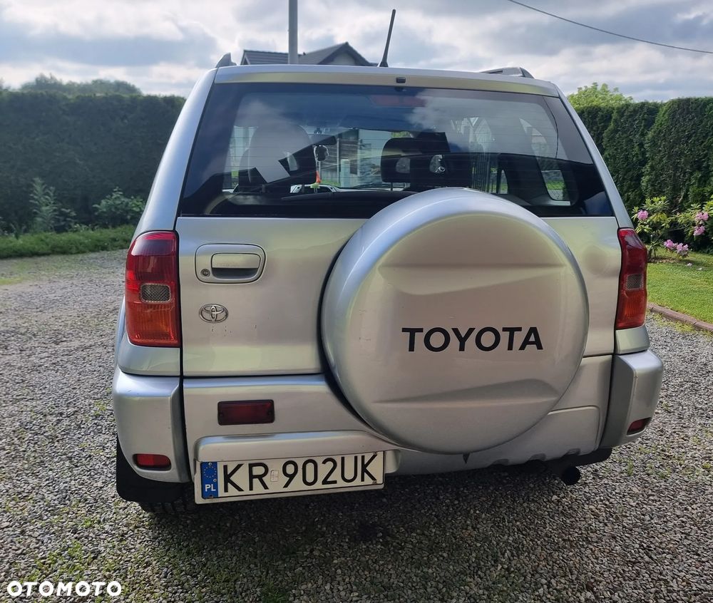 Toyota RAV4 D-4D 4x4 Executive - 13