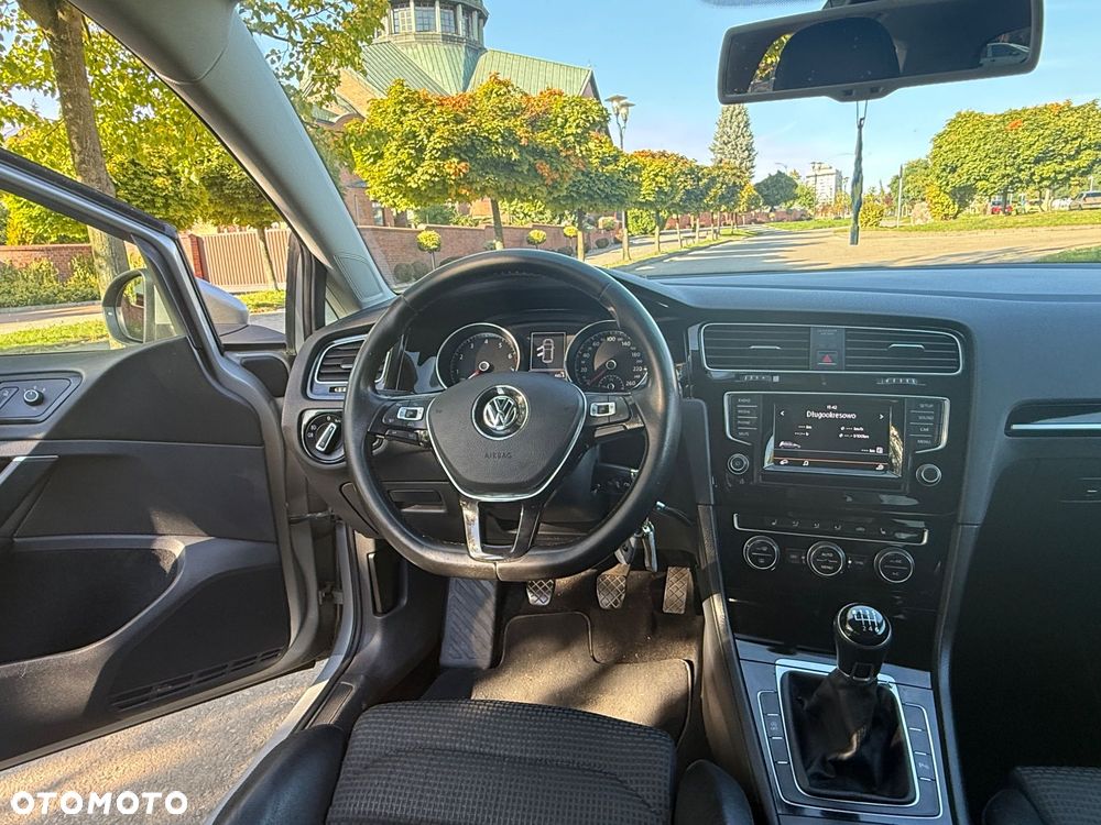 Volkswagen Golf 1.4 TSI BMT Comfortline - 15