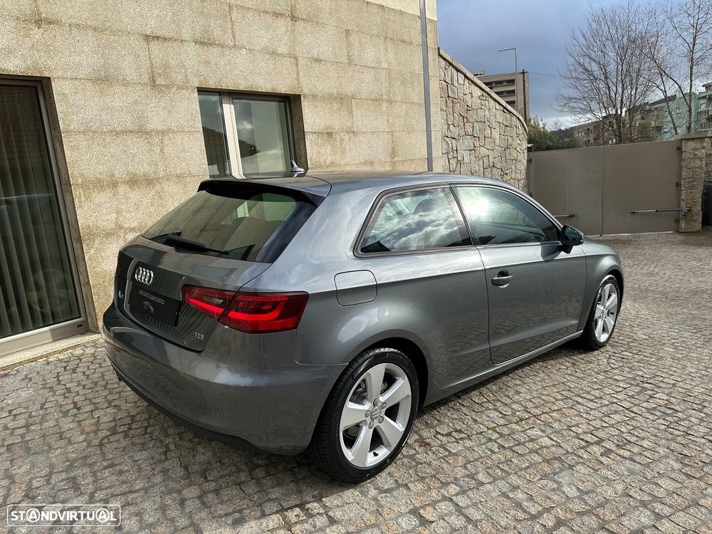 Audi A3 1.6 TDI Sport S tronic - 6