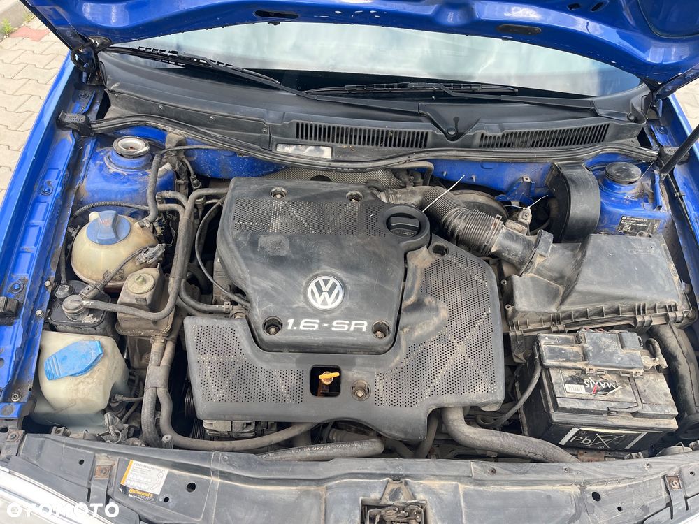 Volkswagen Golf 1.6 Highline - 8