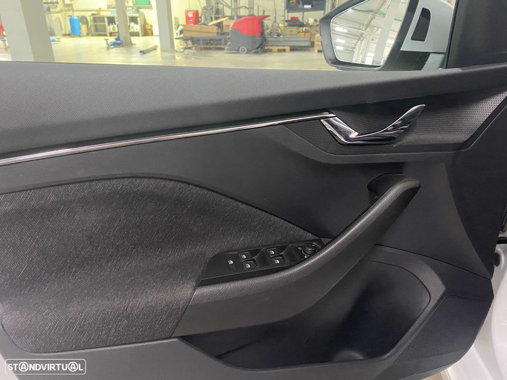 Skoda Kamiq 1.0 TSI Style DSG - 8