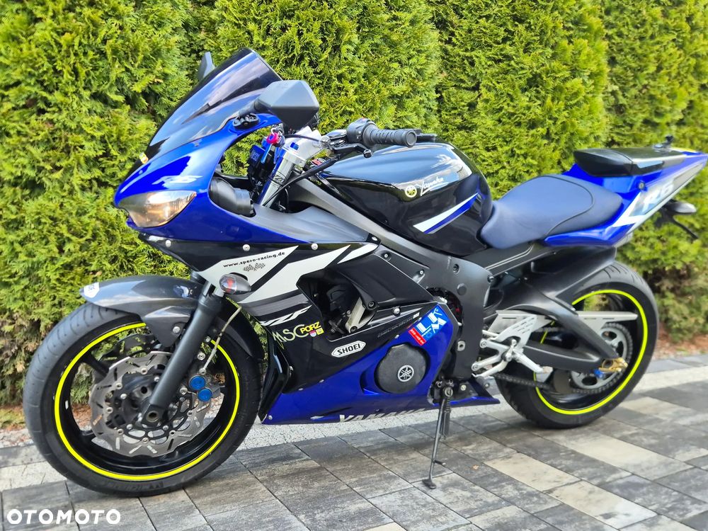 Yamaha R6 - 4