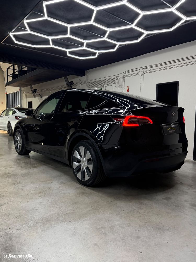 Tesla Model Y Tração Traseira - 4