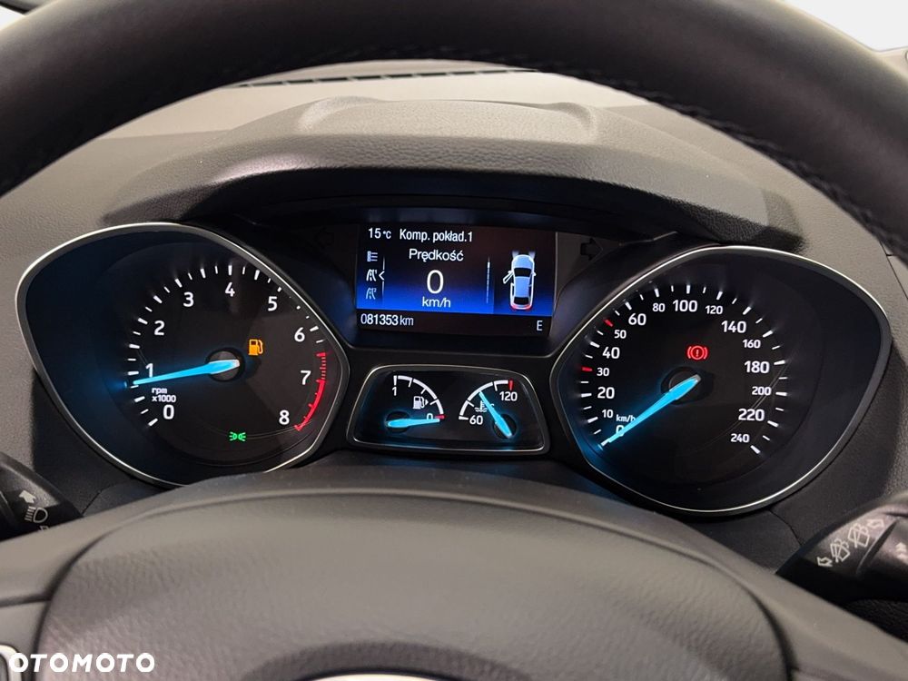 Ford Kuga - 21