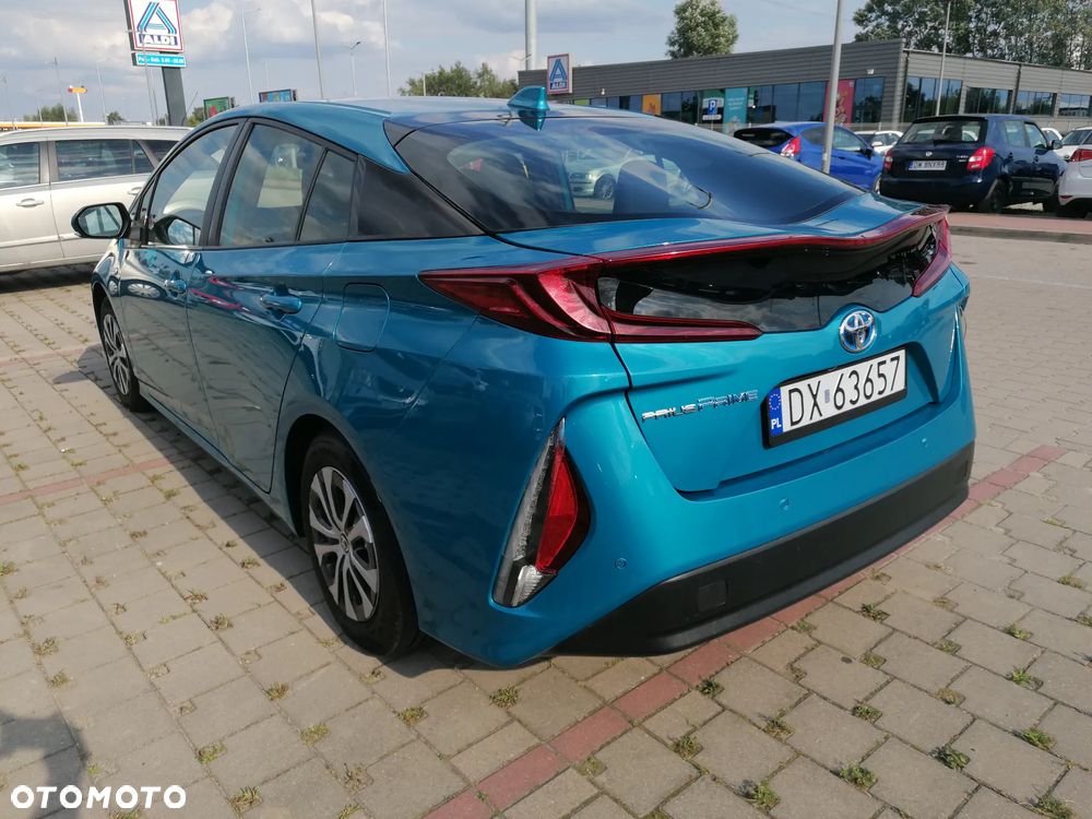 Toyota Prius Plug-in Hybrid Comfort - 8
